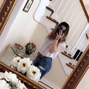 Meet your Posher, Rebecca